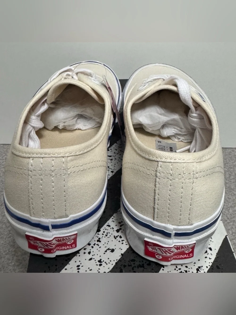 Vans Og Authentic L Canvas Classic White Size 5.5 Men/ 7 Women